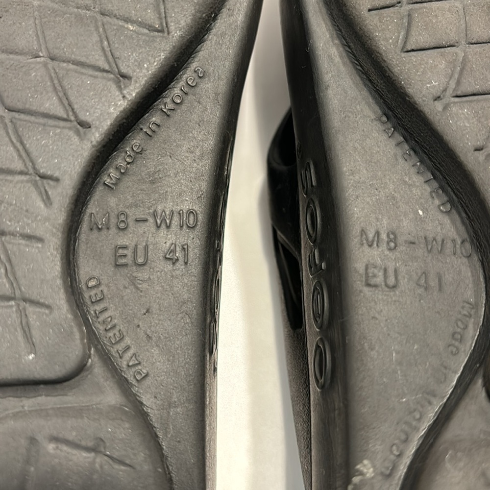 Oofos original black thong sandal - Picture 8 of 10